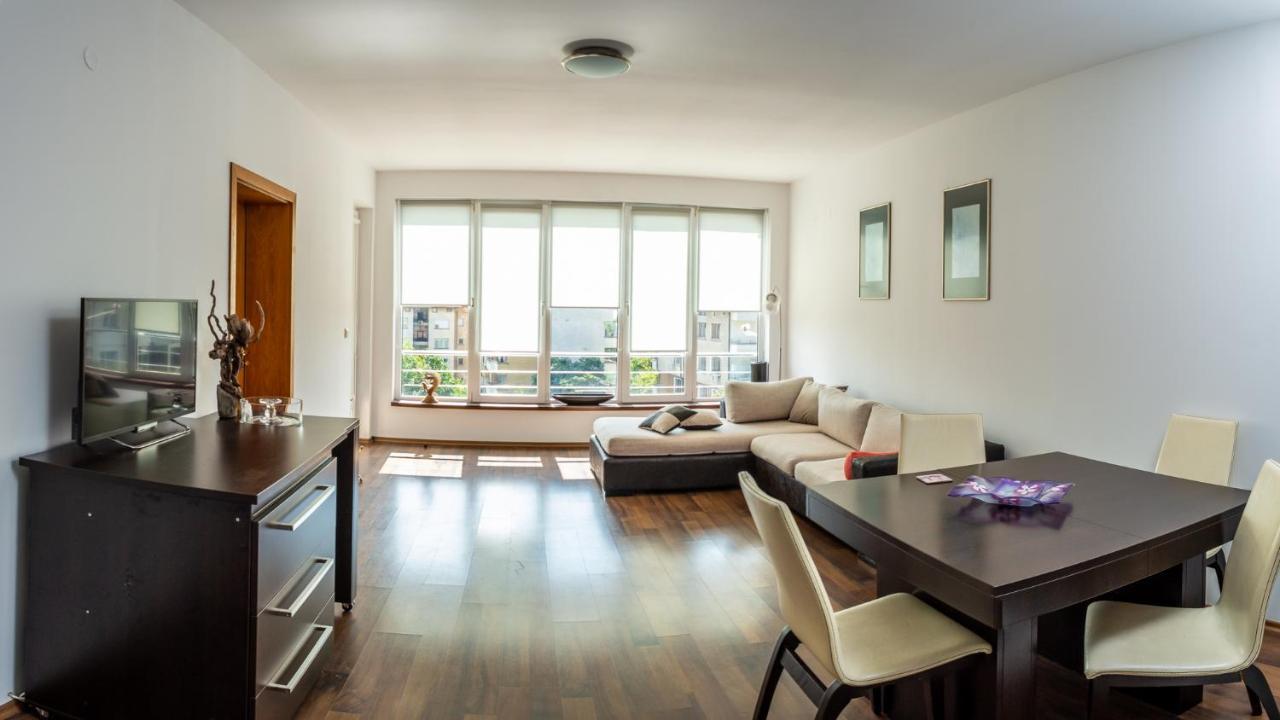 Central Apartment Mountain View Karlovo Dış mekan fotoğraf