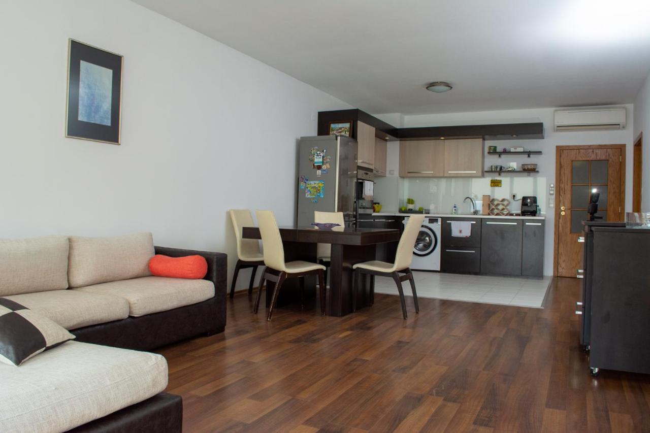 Central Apartment Mountain View Karlovo Dış mekan fotoğraf